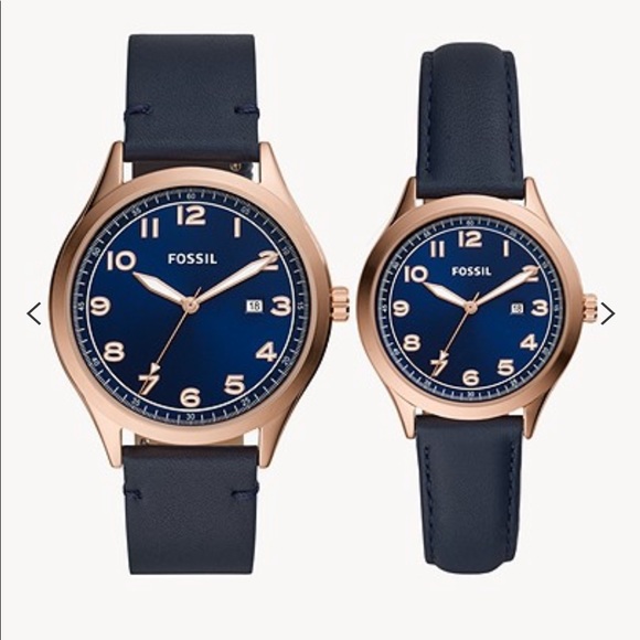 Fossil Wylie Three-Hand Navy Leather Watch Box Set - Picture 5 of 9